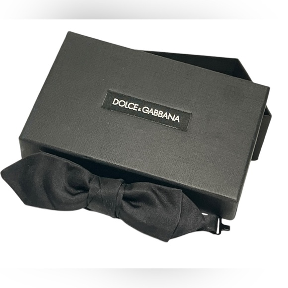 NWT Dolce & Gabbana Black Silk Adjustable Neck Men Papillon Bow Tie - Picture 1 of 5
